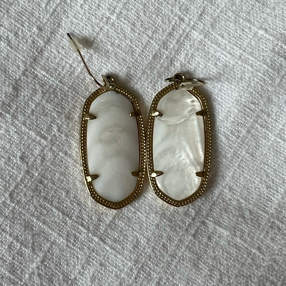 Kendra Scott Elle Earrings